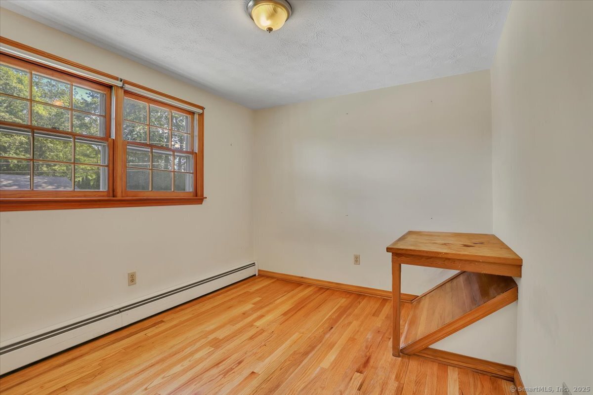 Windham, Connecticut 06226, United States, 4 Bedrooms Bedrooms, ,4 BathroomsBathrooms,Residential,Active,179094