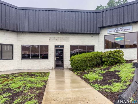 Photo of 1486 Highland Avenue #7A, Cheshire, CT 06410 (MLS # 24189566)