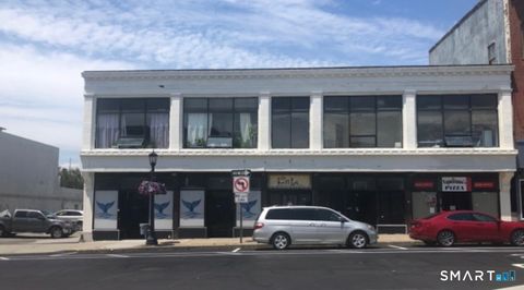 Photo of 215 Bank Street #2, New London, CT 06320 (MLS # 24159863)