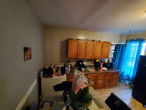 Tiny photo for 164 Edgewood Street, Hartford, CT 06112 (MLS # 24150287)