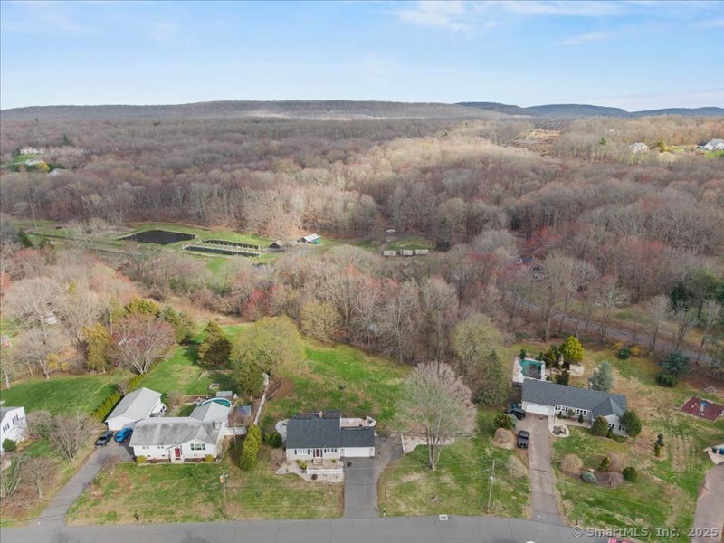 116 Longview Drive, Berlin, Connecticut image 3