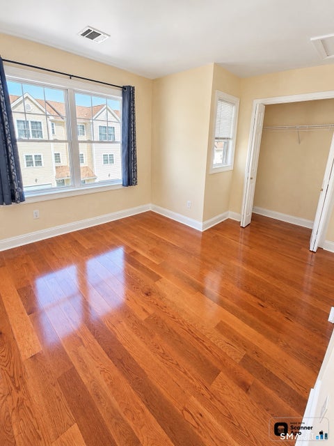 Tiny photo for 527 W Thames Street #12, Norwich, CT 06360 (MLS # 24215951)