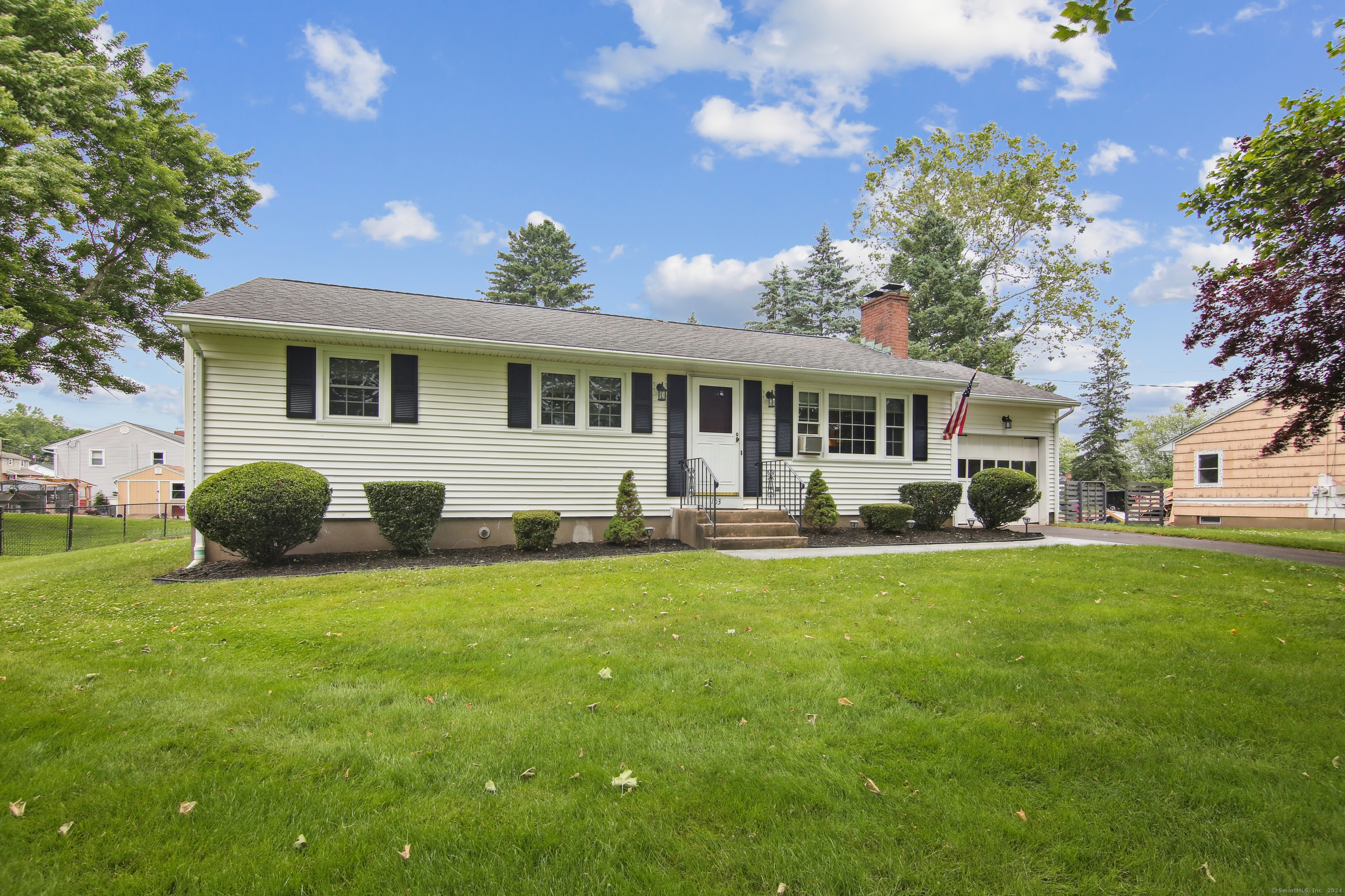 Photo 1 of 103 Overlook Road, Meriden, Connecticut, $319,000, Web #: 24025258