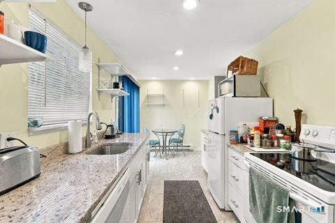 Tiny photo for 466 Middletown Avenue #7, New Haven, CT 06513 (MLS # 24209032)