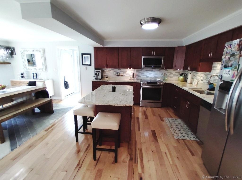 34 Eastview Terrace, Meriden, Connecticut image 3