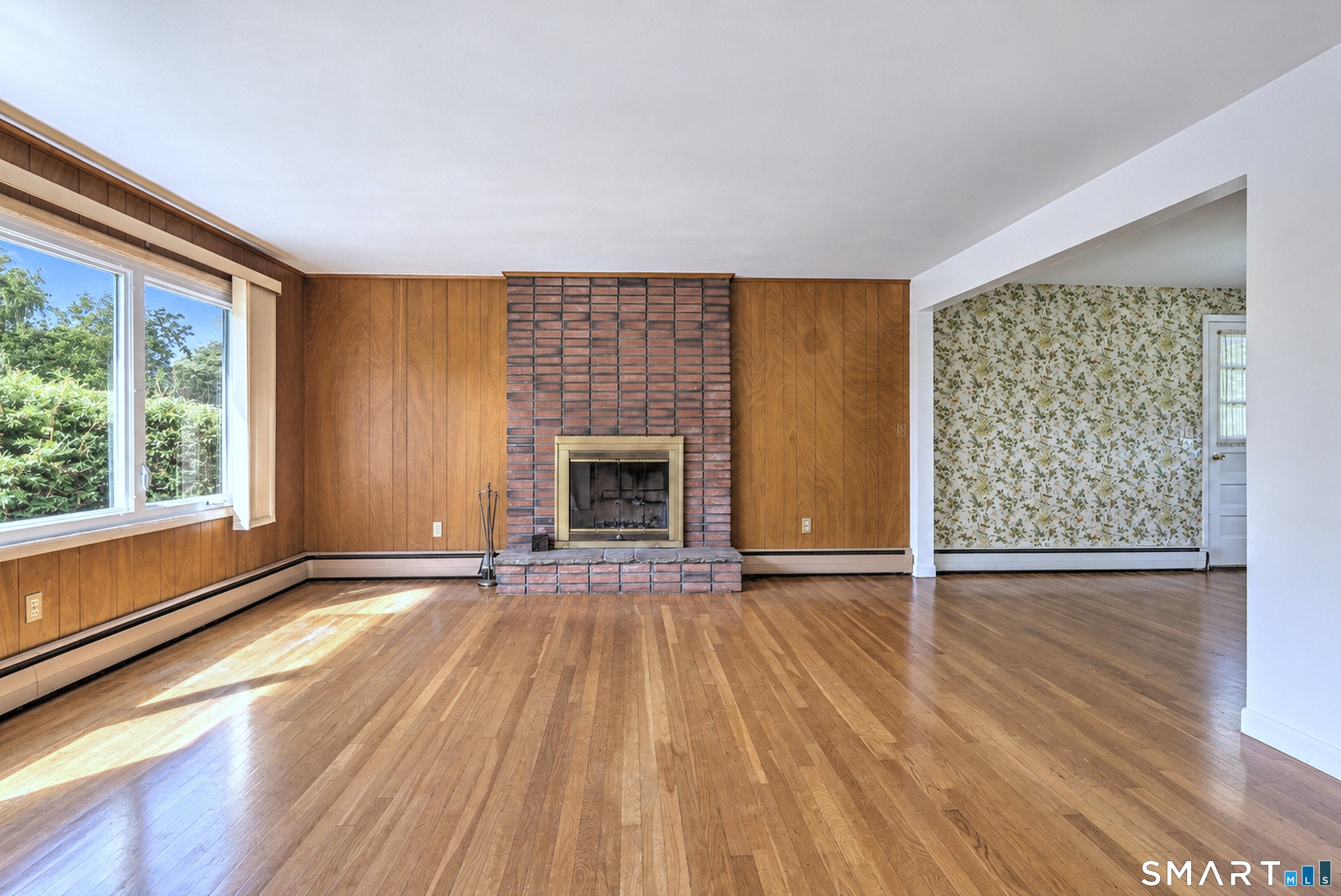 17 Oakridge Drive
