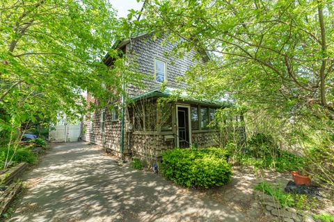 MLS: 24094608