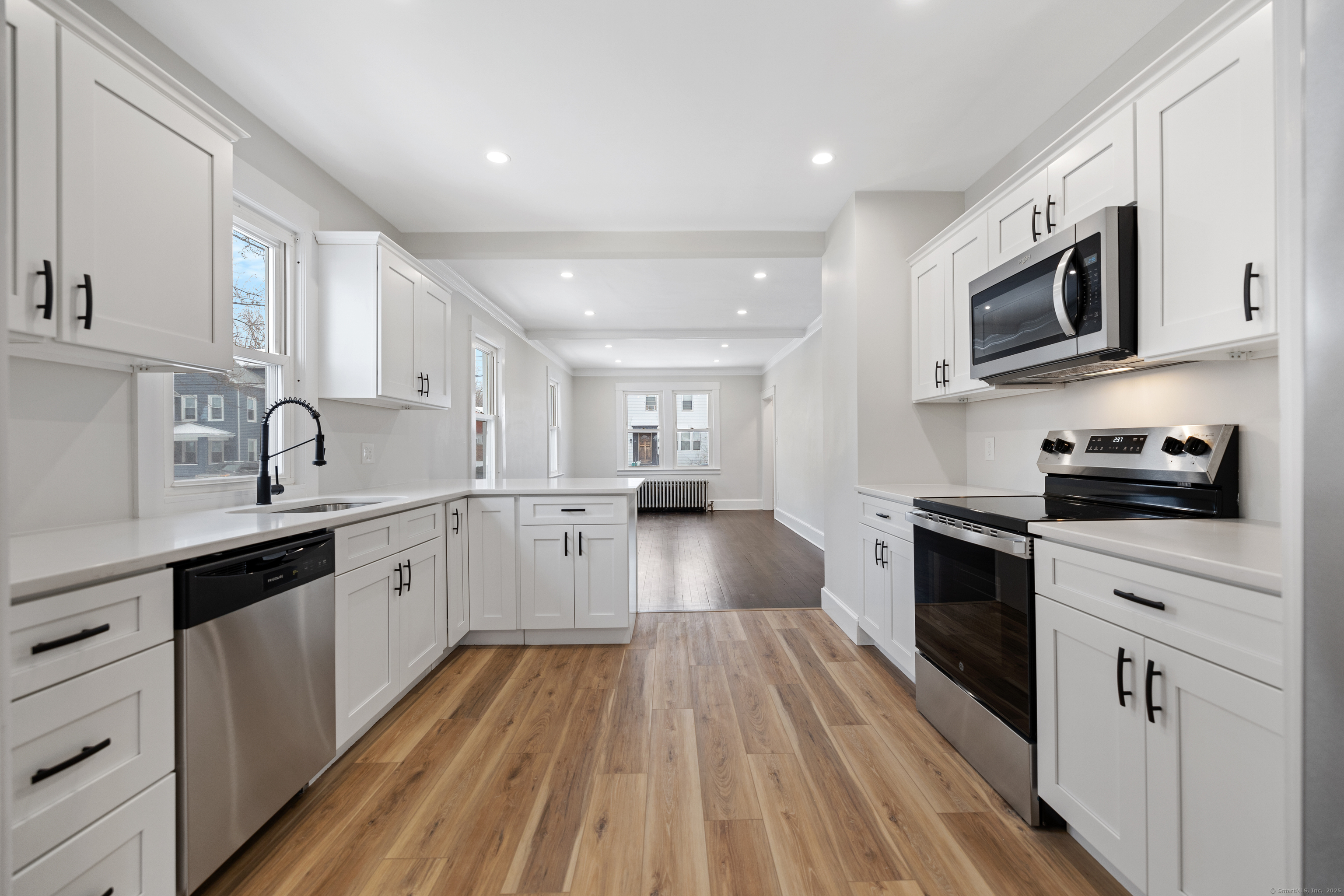 77 Humphrey Street, Hartford, Connecticut image 15
