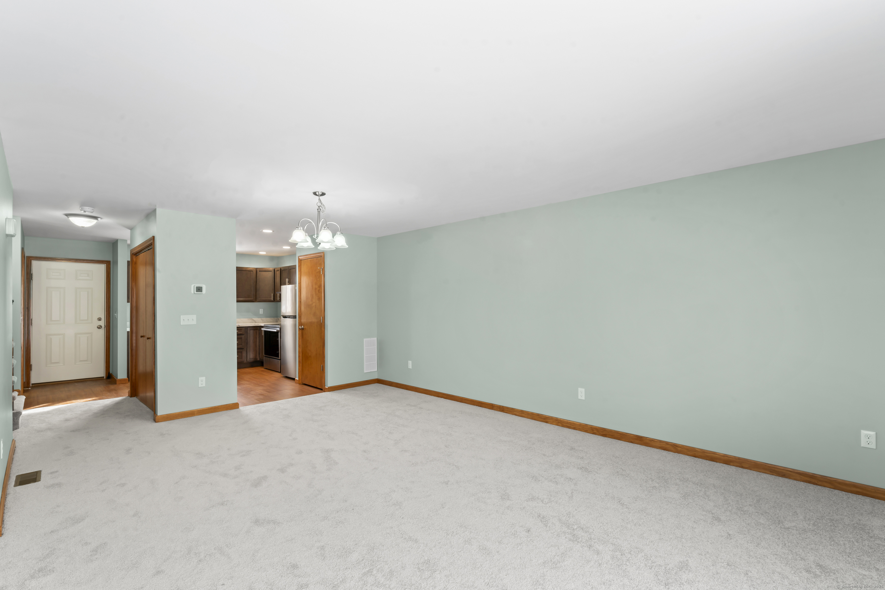 33 Pheasant Court #33, Windsor Locks, Connecticut image 12