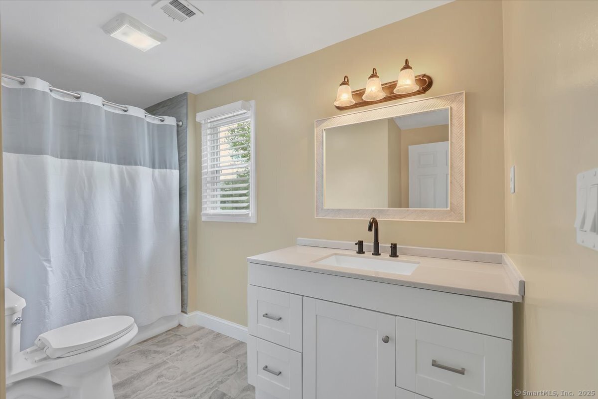 1813 Peck Lane, Cheshire, Connecticut image 25