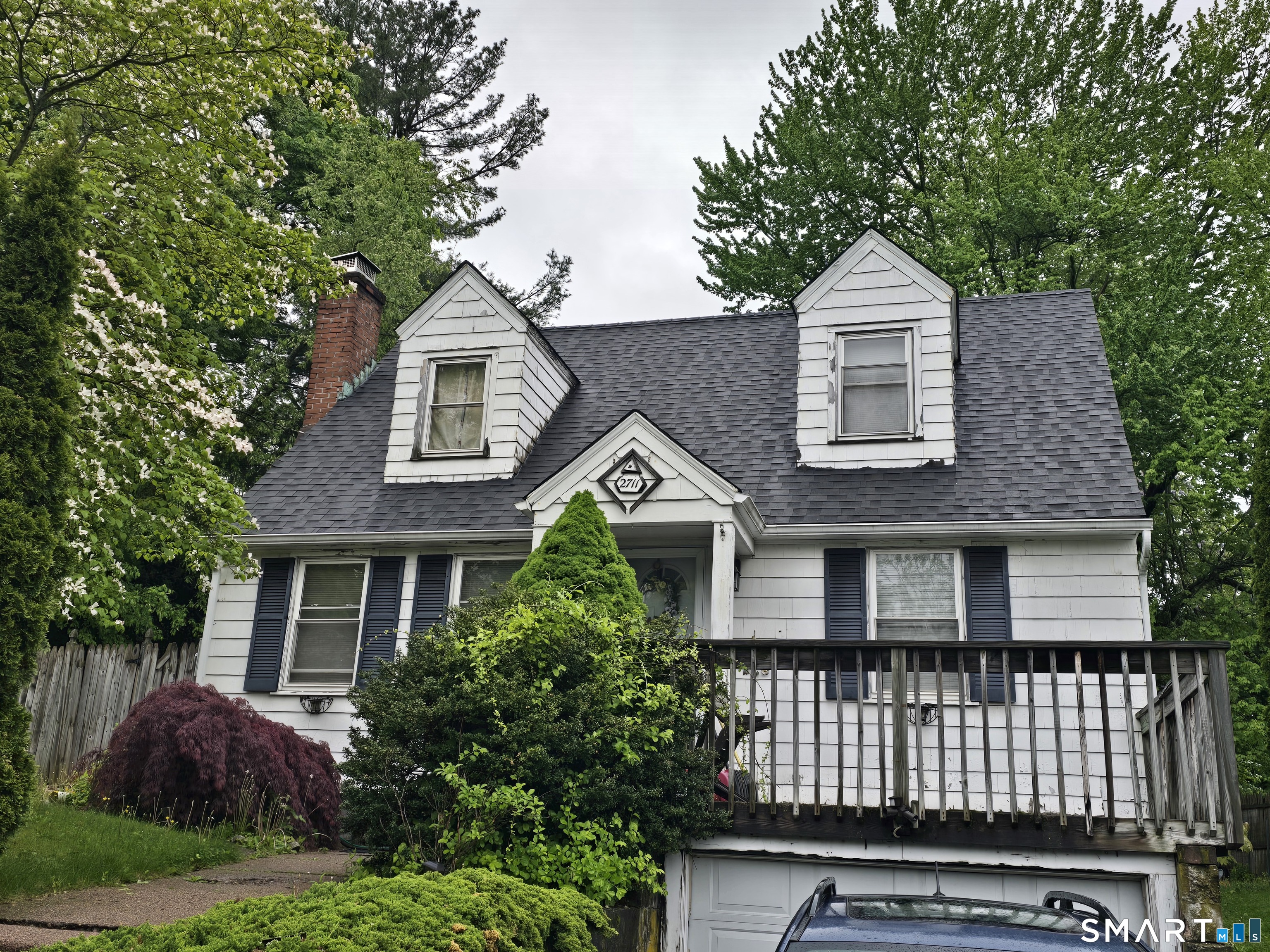 2711 Main Street