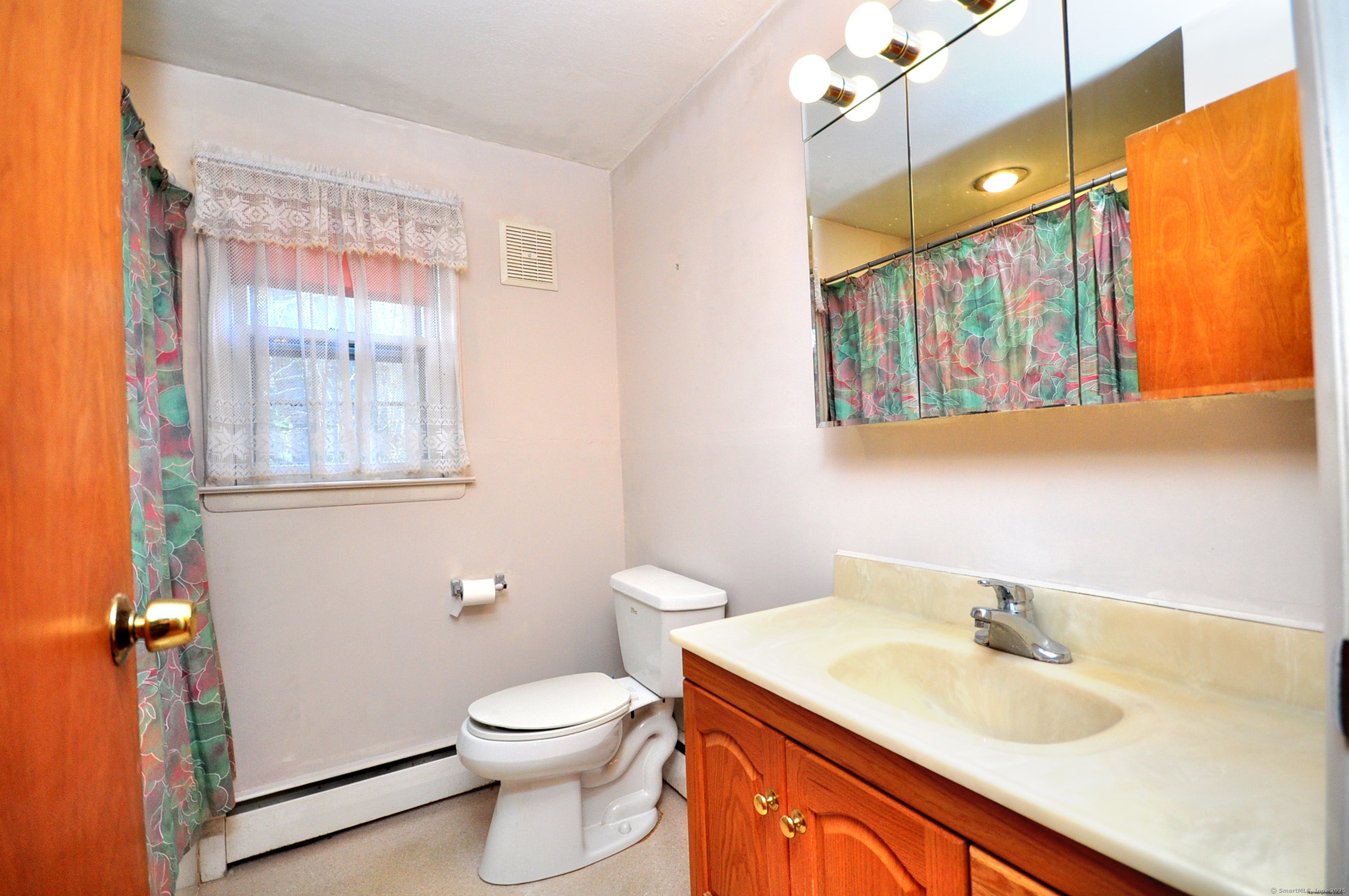 393 W Mountain Road, Simsbury, Connecticut image 12