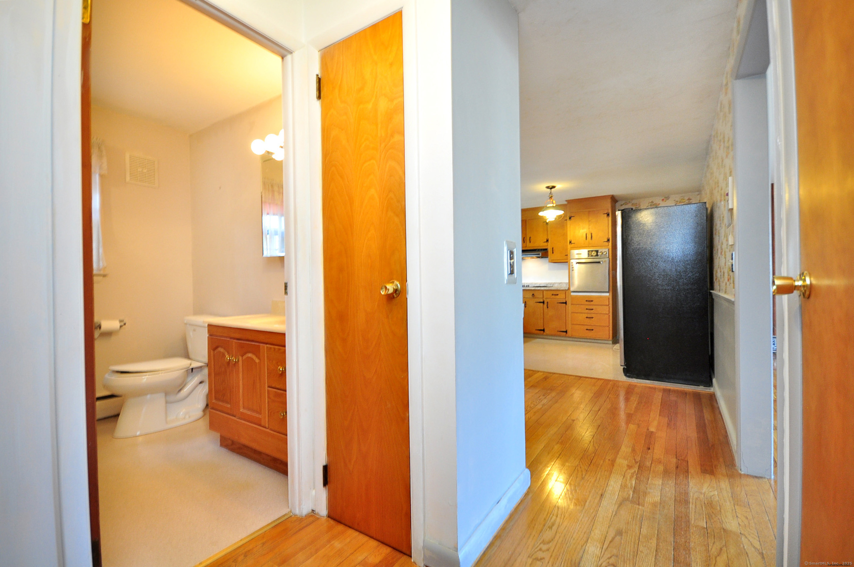 393 W Mountain Road, Simsbury, Connecticut image 11