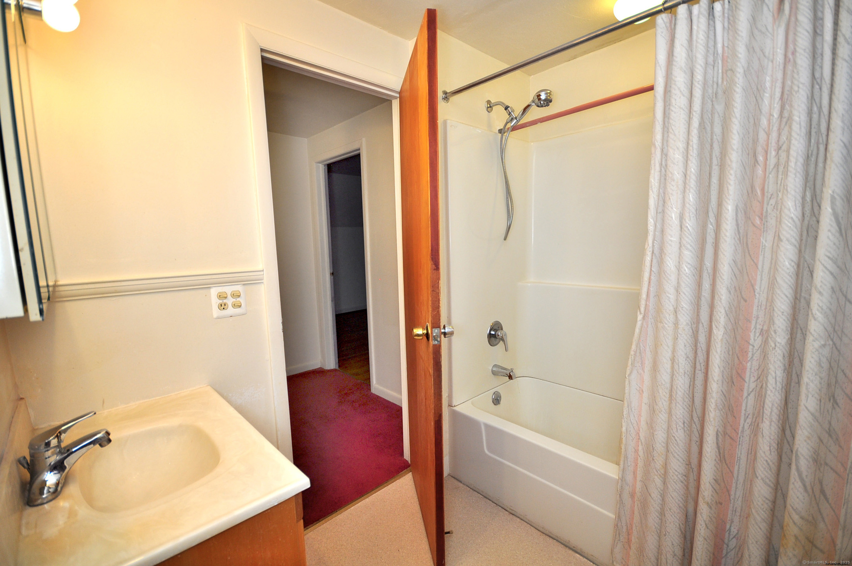 393 W Mountain Road, Simsbury, Connecticut image 26