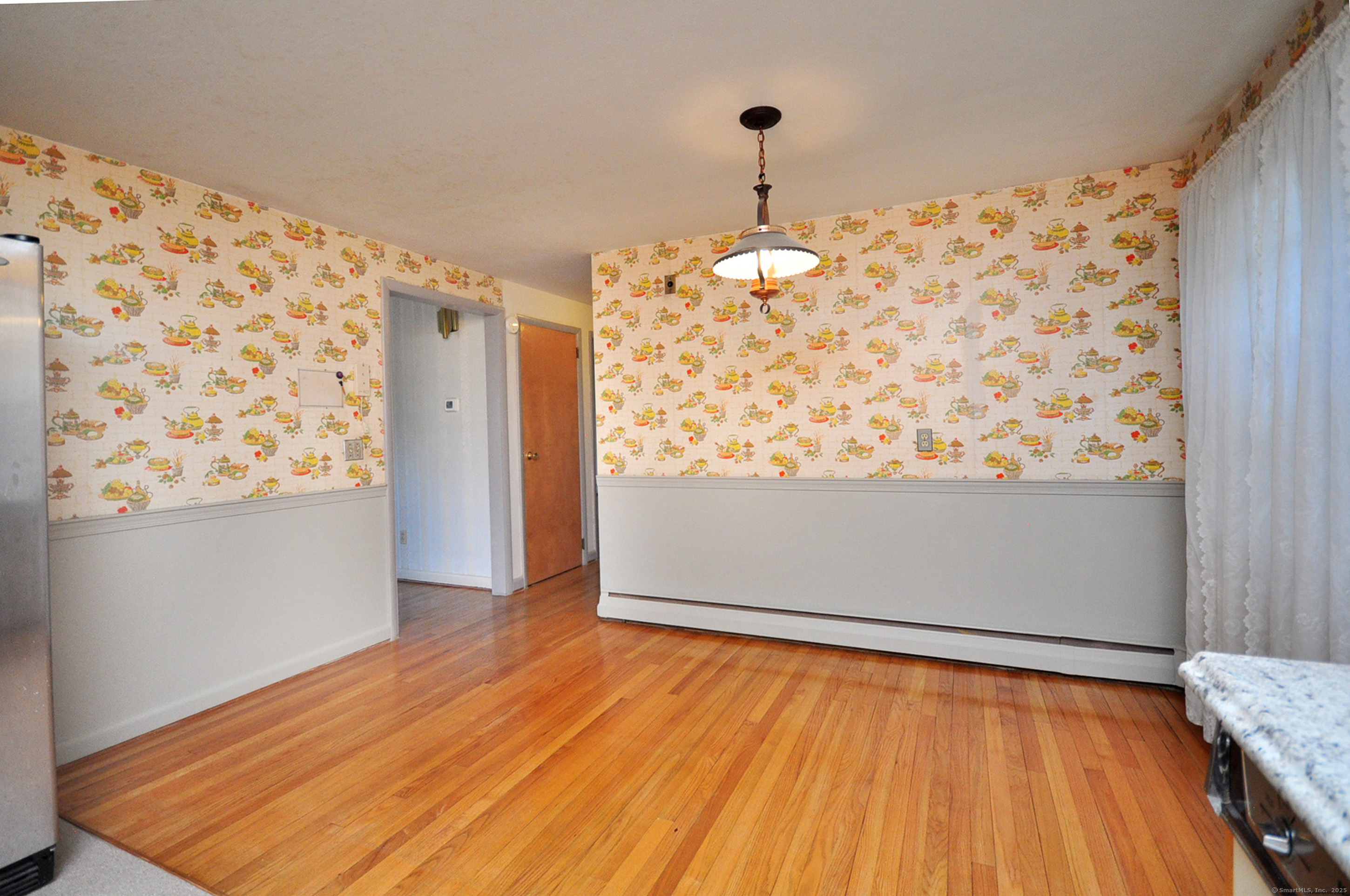 393 W Mountain Road, Simsbury, Connecticut image 10