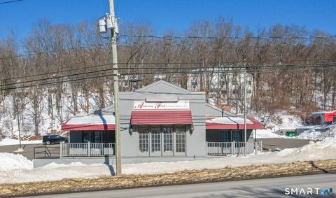 Photo of 496 Chase Avenue, Waterbury, CT 06704 (MLS # 24175878)