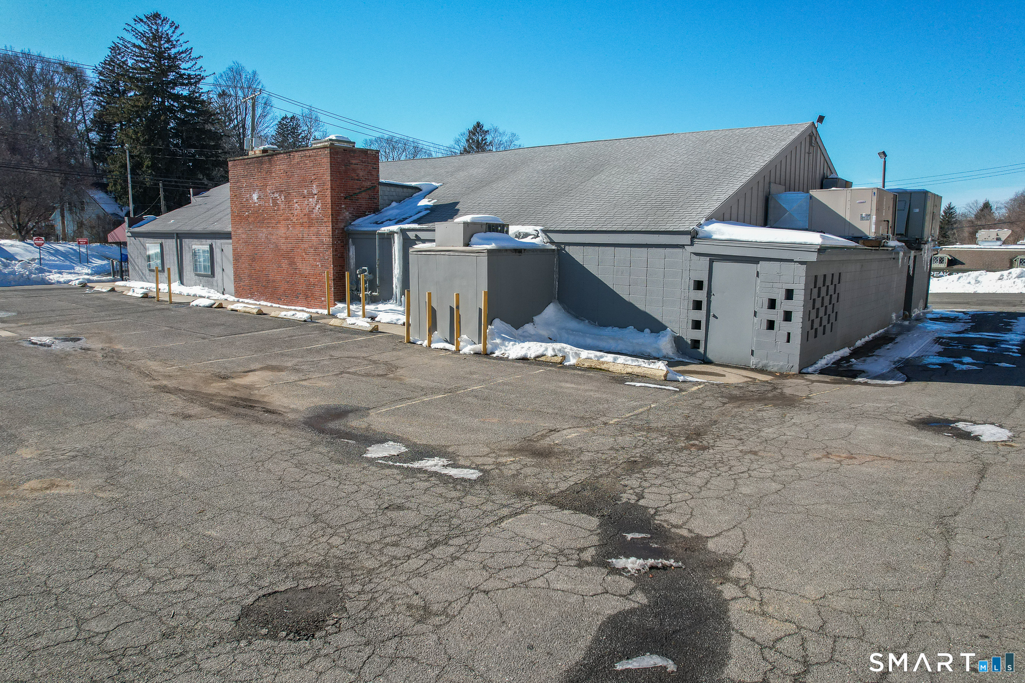496 Chase Avenue