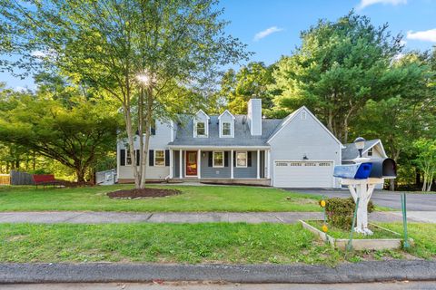 74 Clarence Court Middletown CT 06457