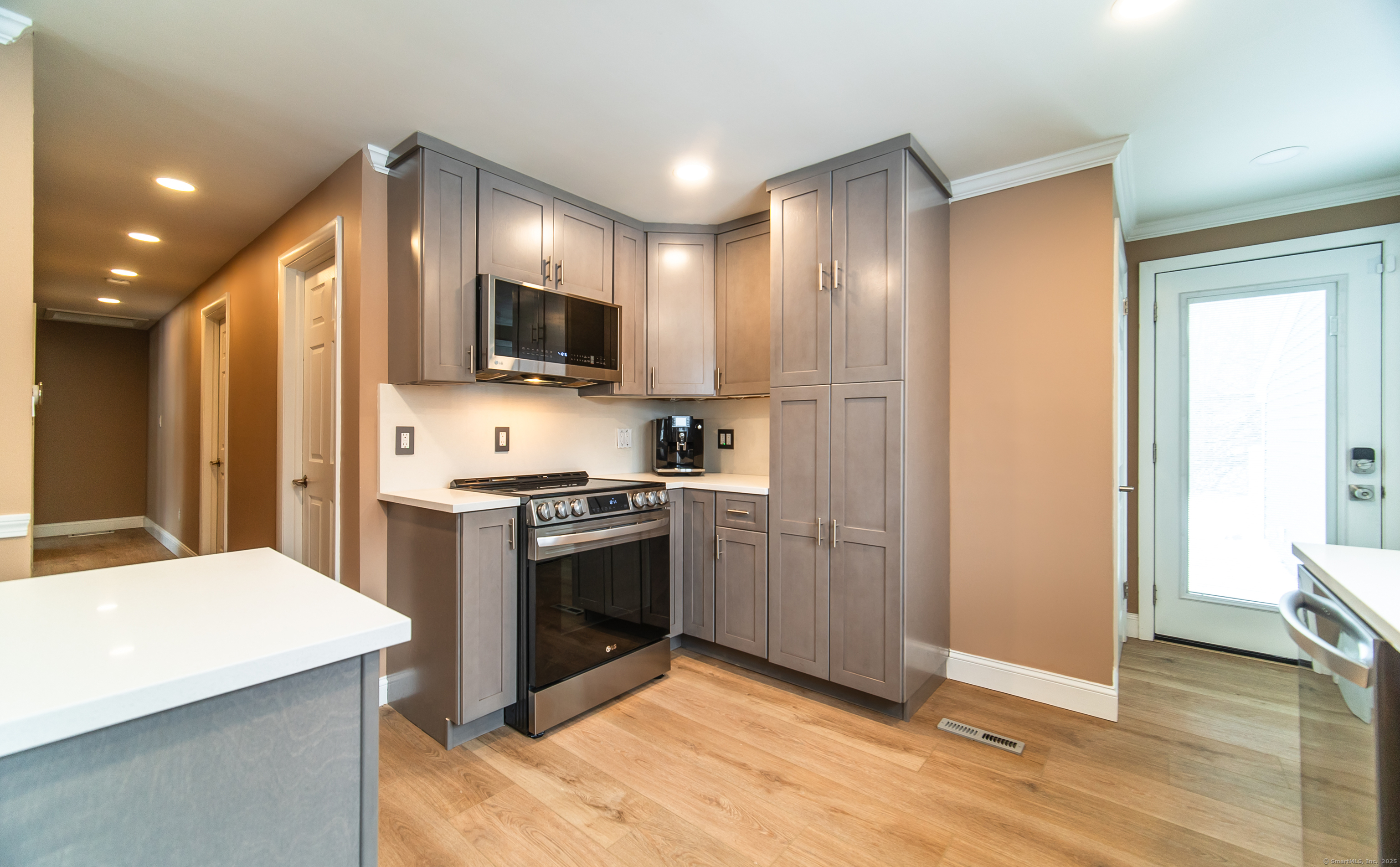 15 Franklin Street, Southington, Connecticut image 10