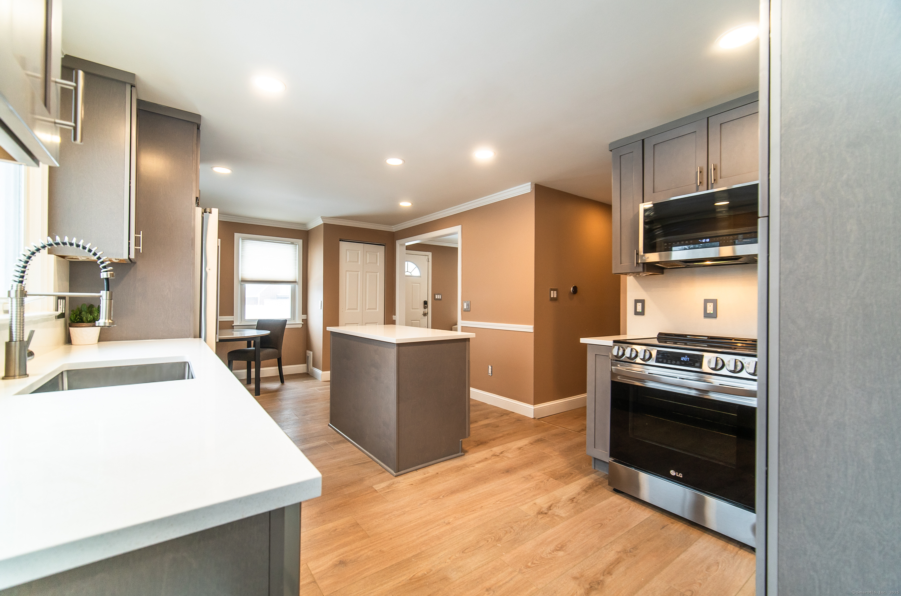 15 Franklin Street, Southington, Connecticut image 7