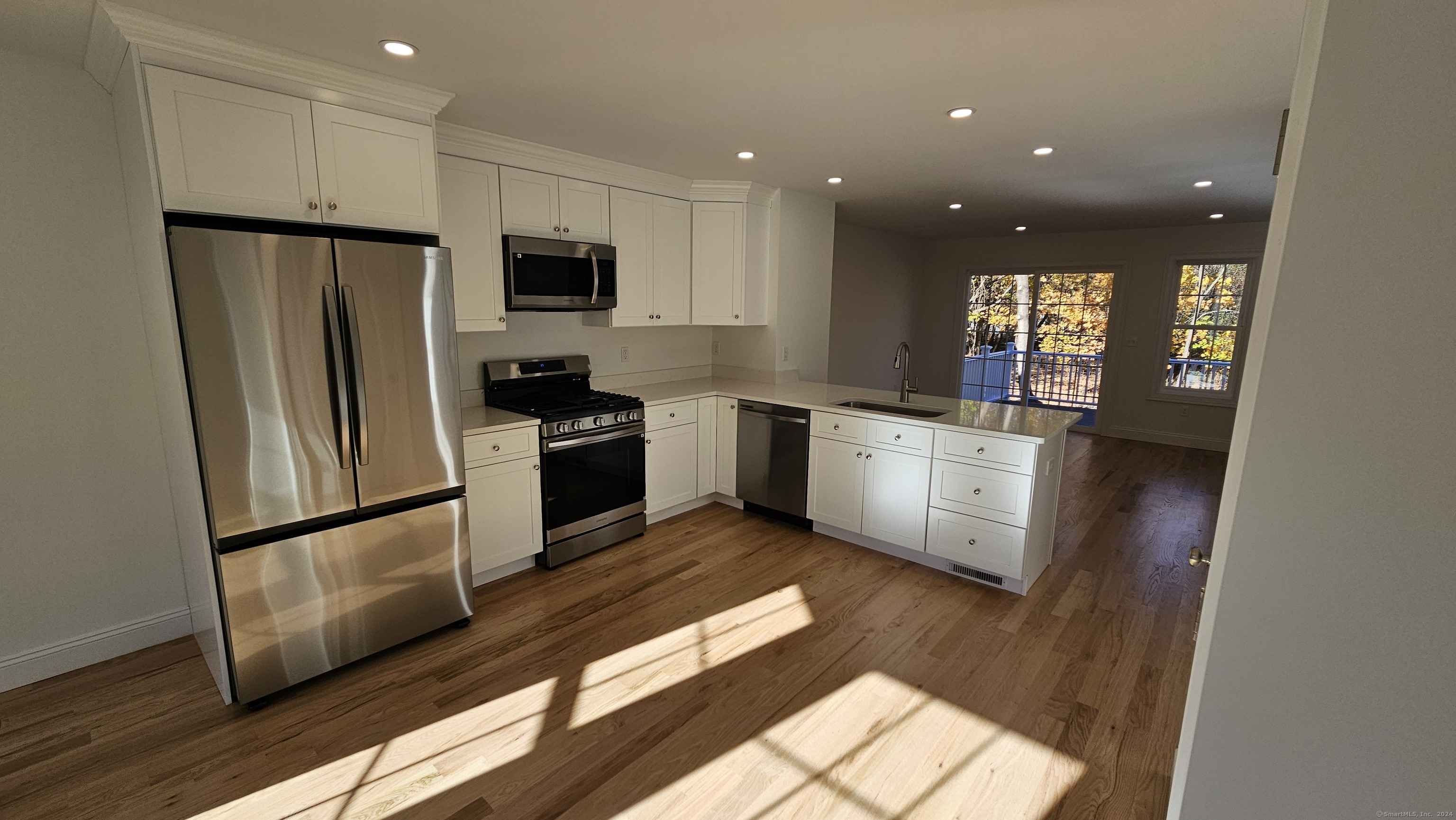 18 Summer Brook Way, Seymour, Connecticut image 6