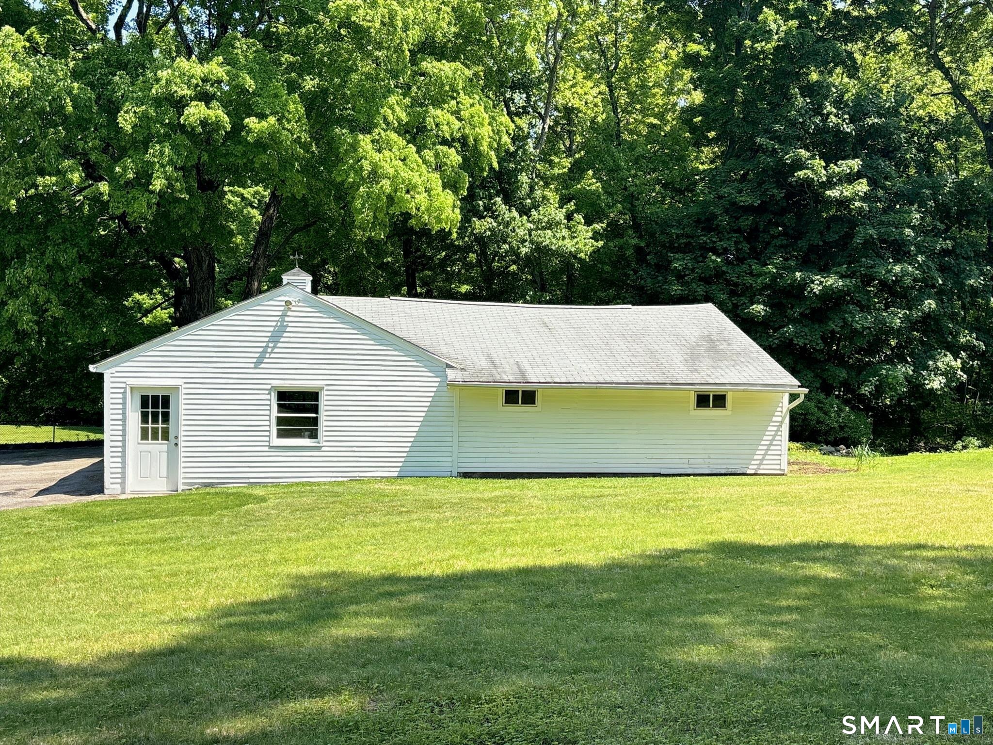 44 Summit Road