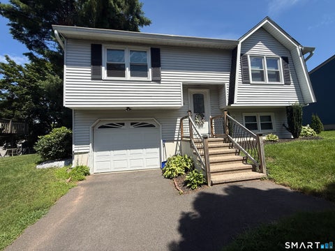 Homes For Rent - 106 Meetinghouse Ridge<br/> Meriden, CT 06450