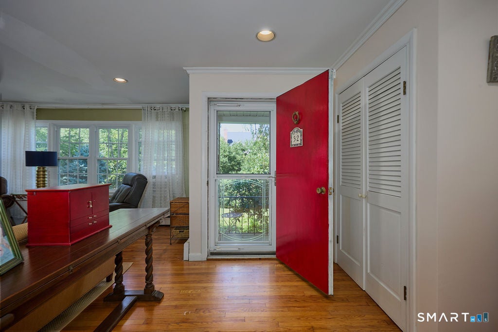 32 Lincoln Lane