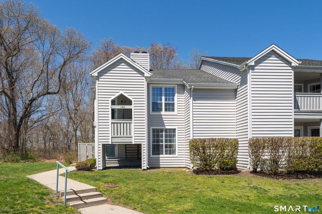 Photo of 91 Crown Knoll Court #124, Groton, CT 06340 (MLS # 24171330)
