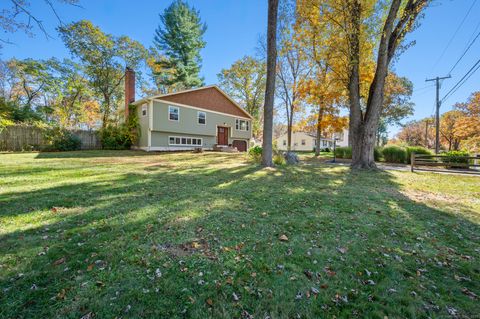 Photo of 11 Caffyn Drive, Marlborough, CT 06447 (MLS # 24134827)