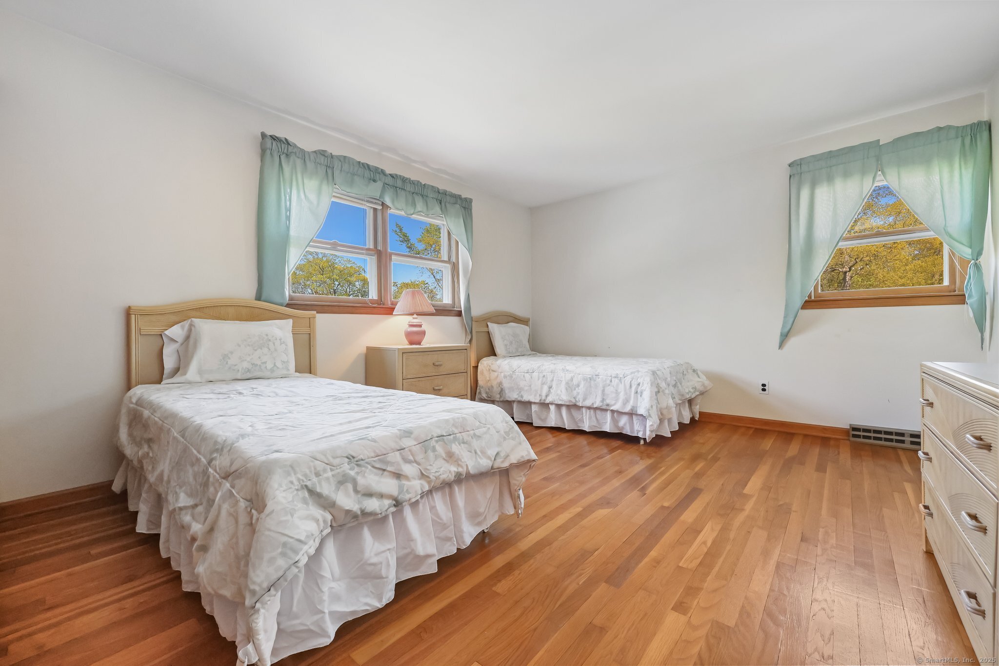 15 Kingsbury Road, Norwalk, Connecticut image 27