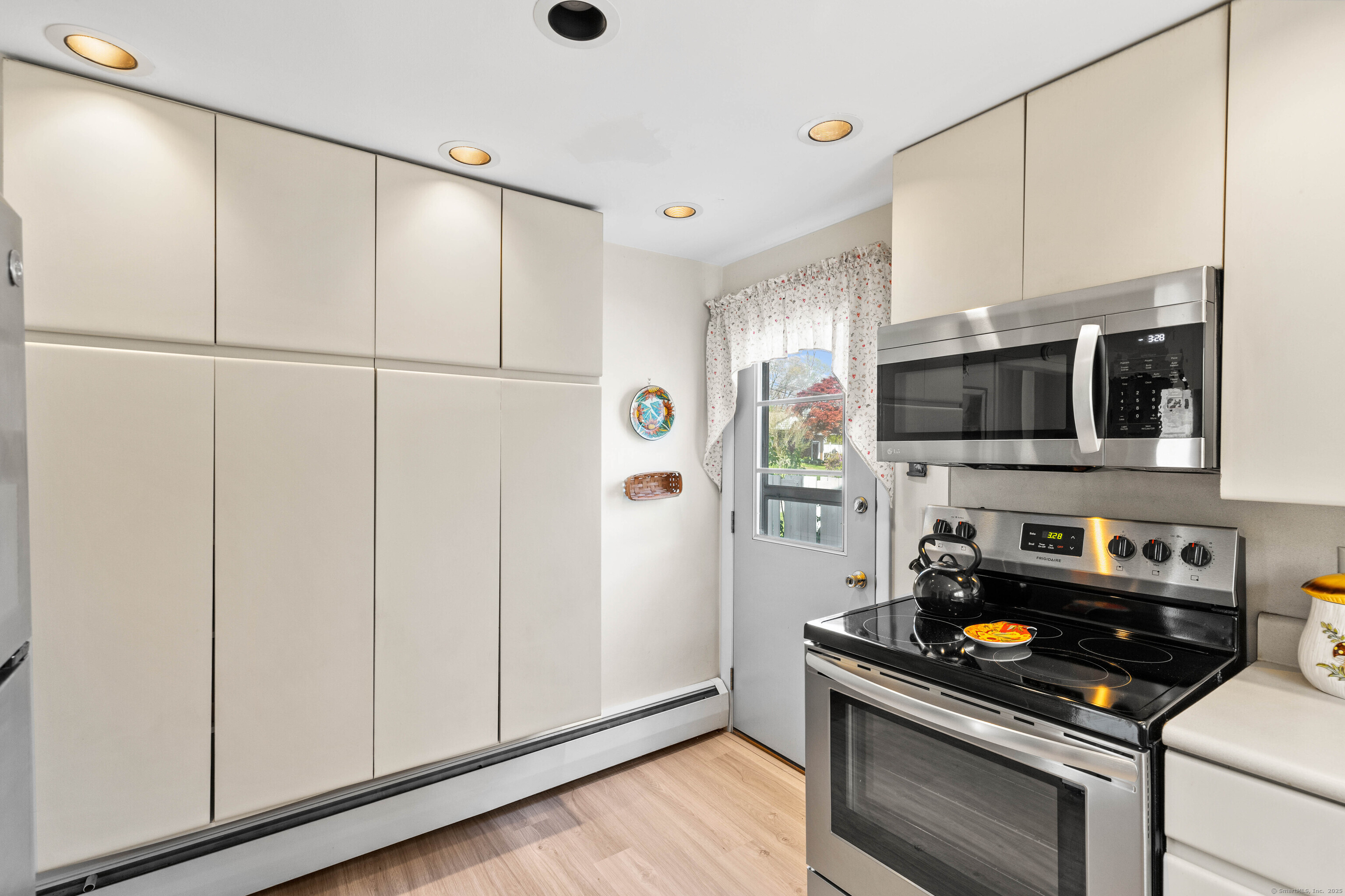 115 Chestnut Hill Road, Groton, Connecticut image 16