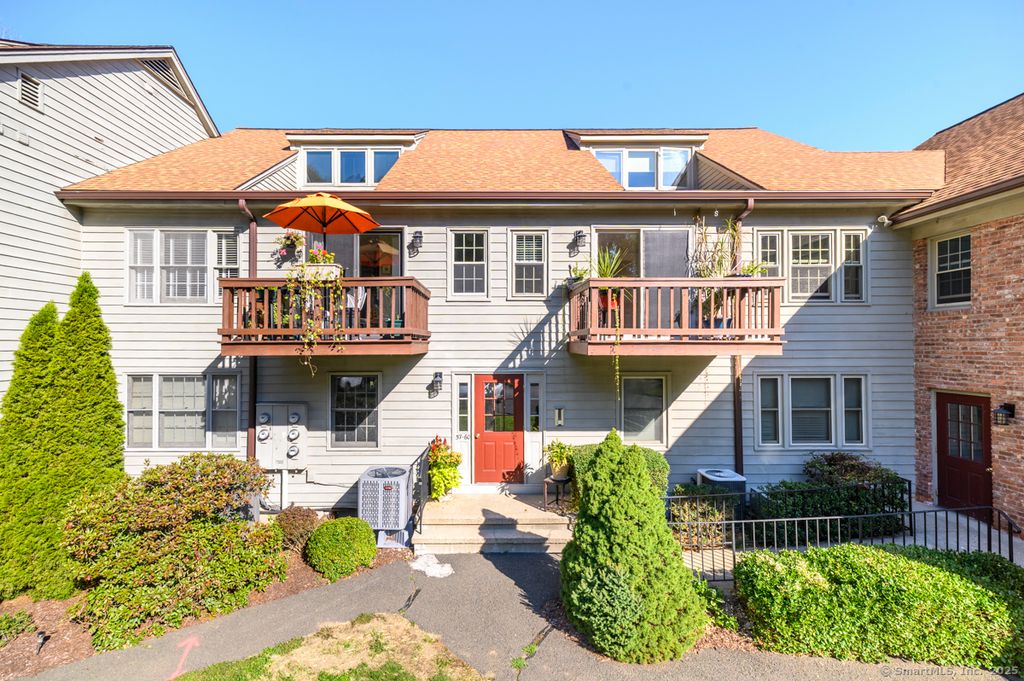 Photo of 60 Village Walk #60, Wilton, CT 06897 (MLS # 24121965)