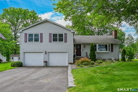 Photo of 22 Westwood Drive, Wethersfield, CT 06109 (MLS # 24179576)
