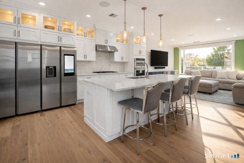 Tiny photo for 5 Brentwood Circle, Danbury, CT 06810 (MLS # 24170923)