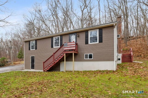 Homes For Rent - 8 Auburn Trail<br/> Tolland County, Coventry, CT 06238