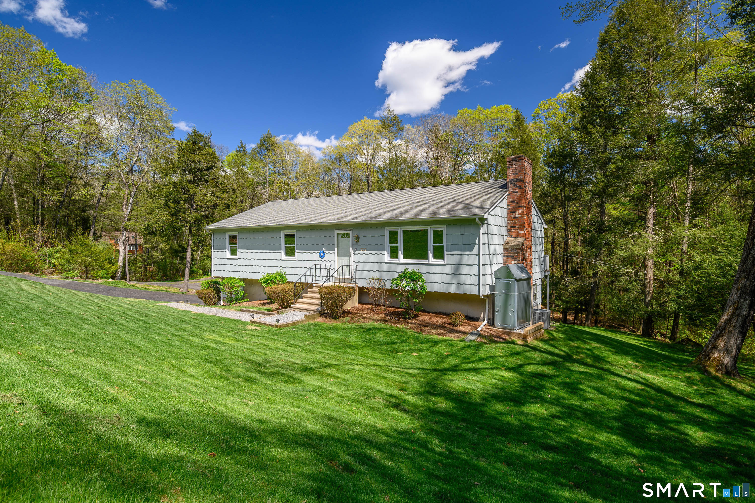 202 Grasslands Road