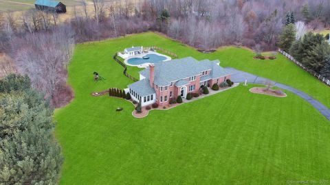 65 Thistledown Suffield CT 06078