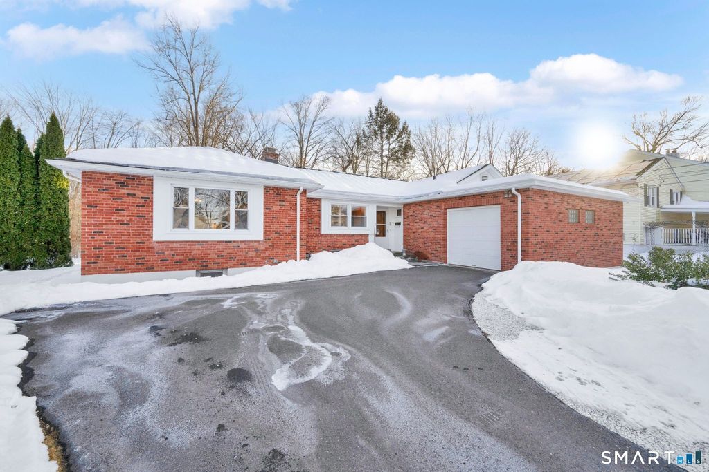 Photo of 153 Brewster Road, West Hartford, CT 06117 (MLS # 24152540)