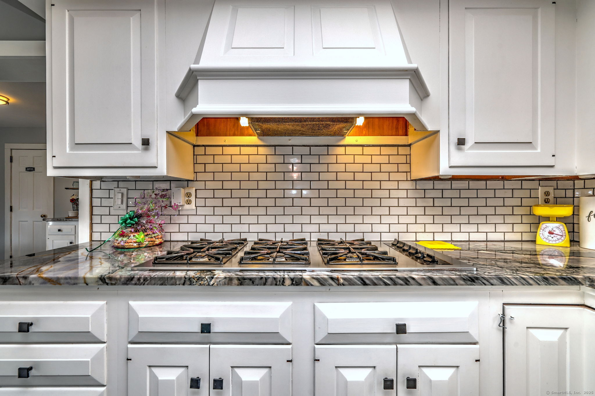 805 E Johnson Avenue, Cheshire, Connecticut image 14
