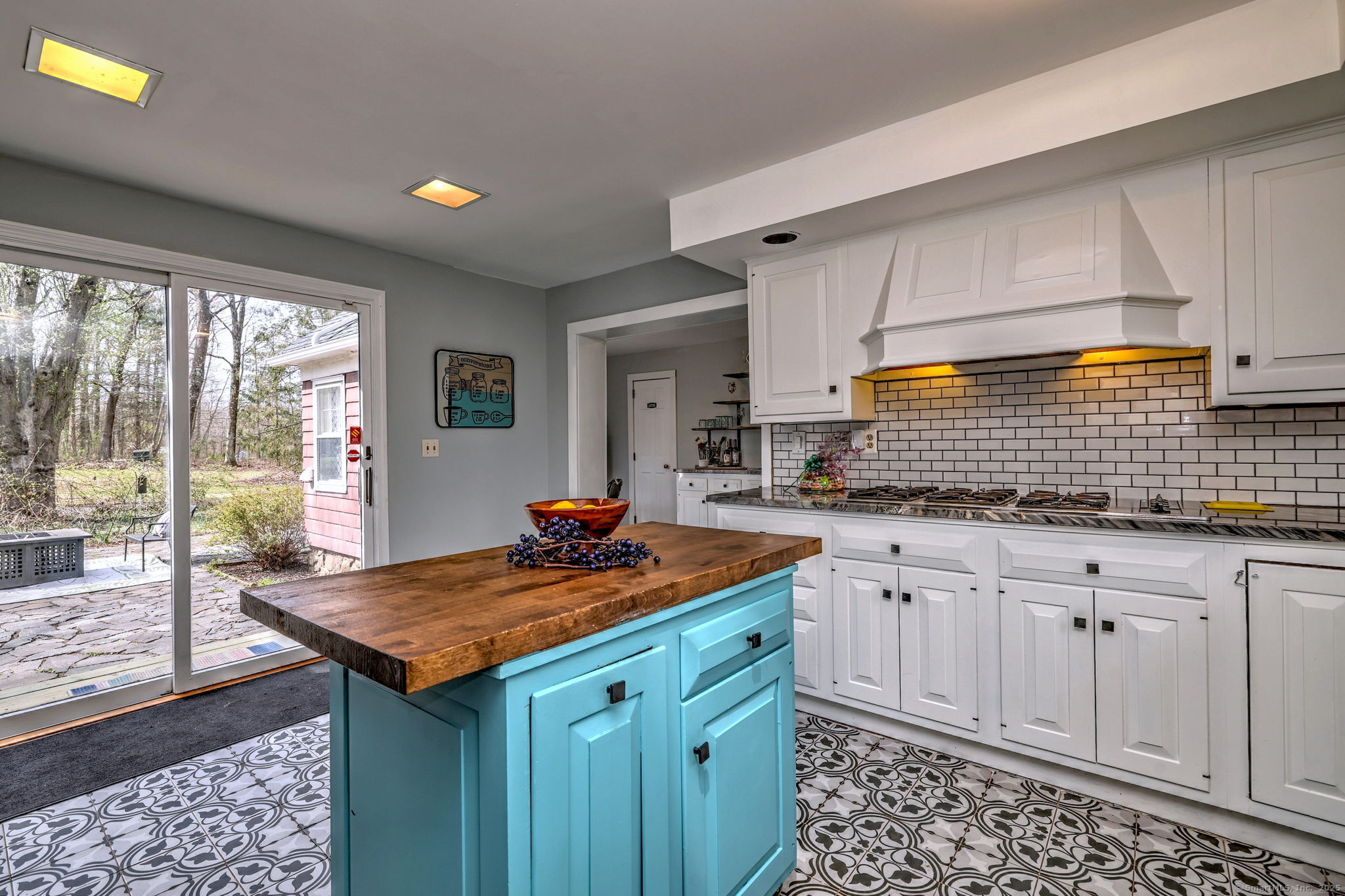 805 E Johnson Avenue, Cheshire, Connecticut image 13