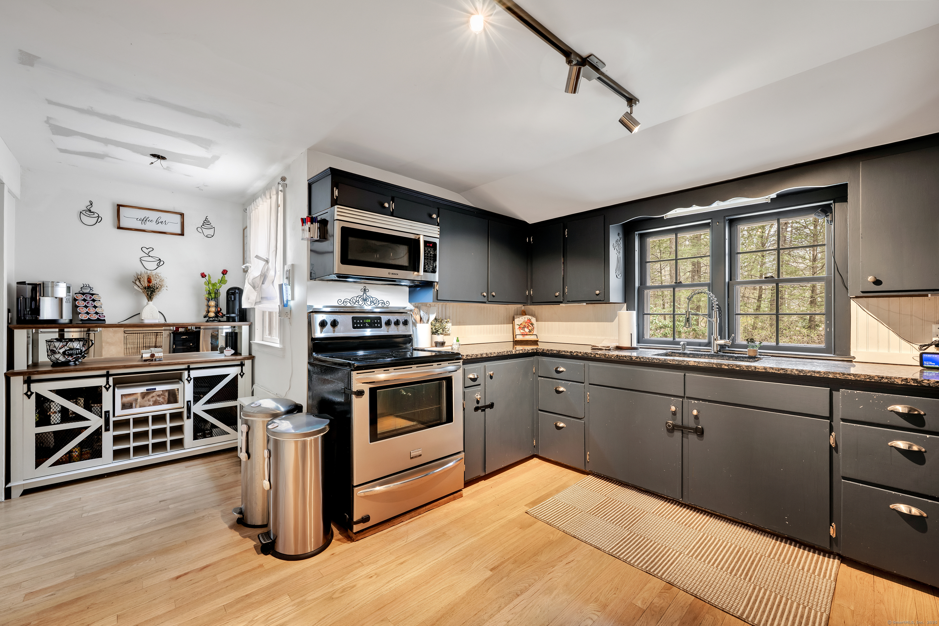 40 Climax Road, Simsbury, Connecticut image 7