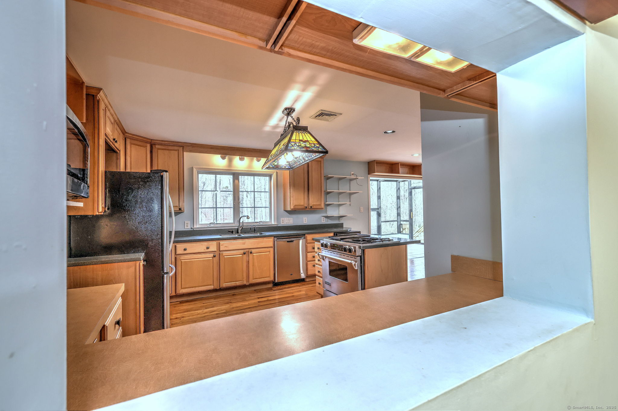 16 Peck Lane, Hamden, Connecticut image 5