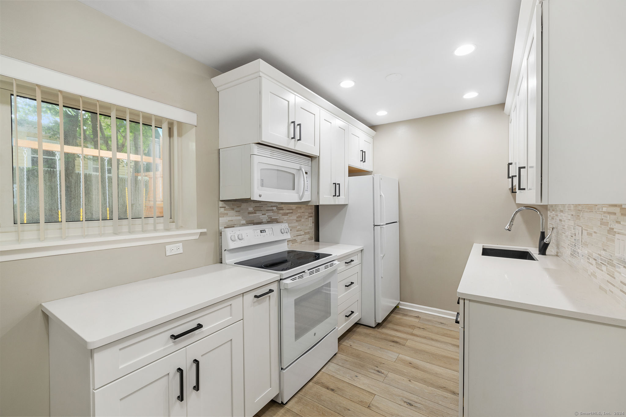 Property for Sale at 4 Union Avenue Apt 10, Norwalk, Connecticut - Bedrooms: 2 
Bathrooms: 2 
Rooms: 4  - $349,000