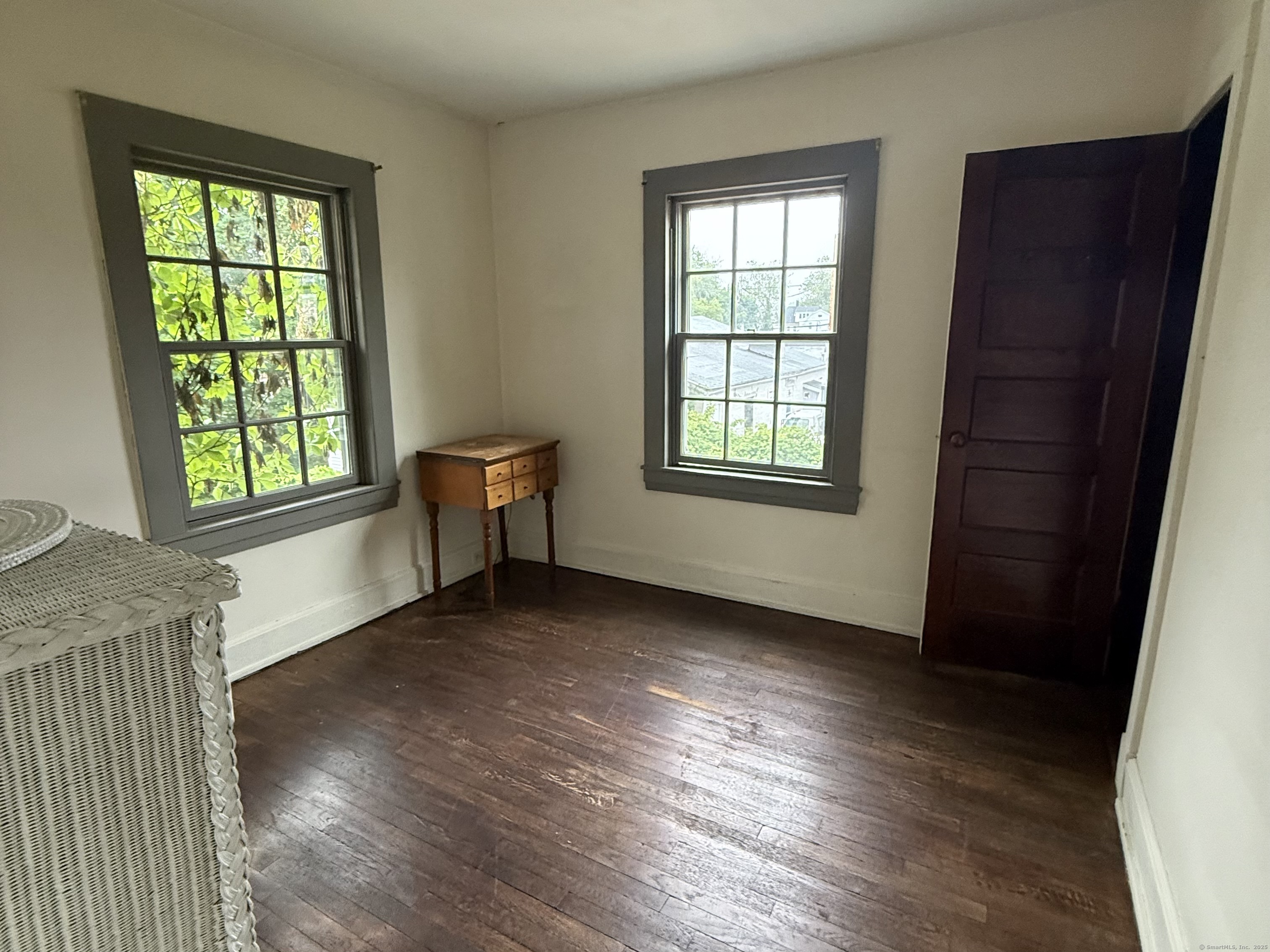 27 Longview Avenue