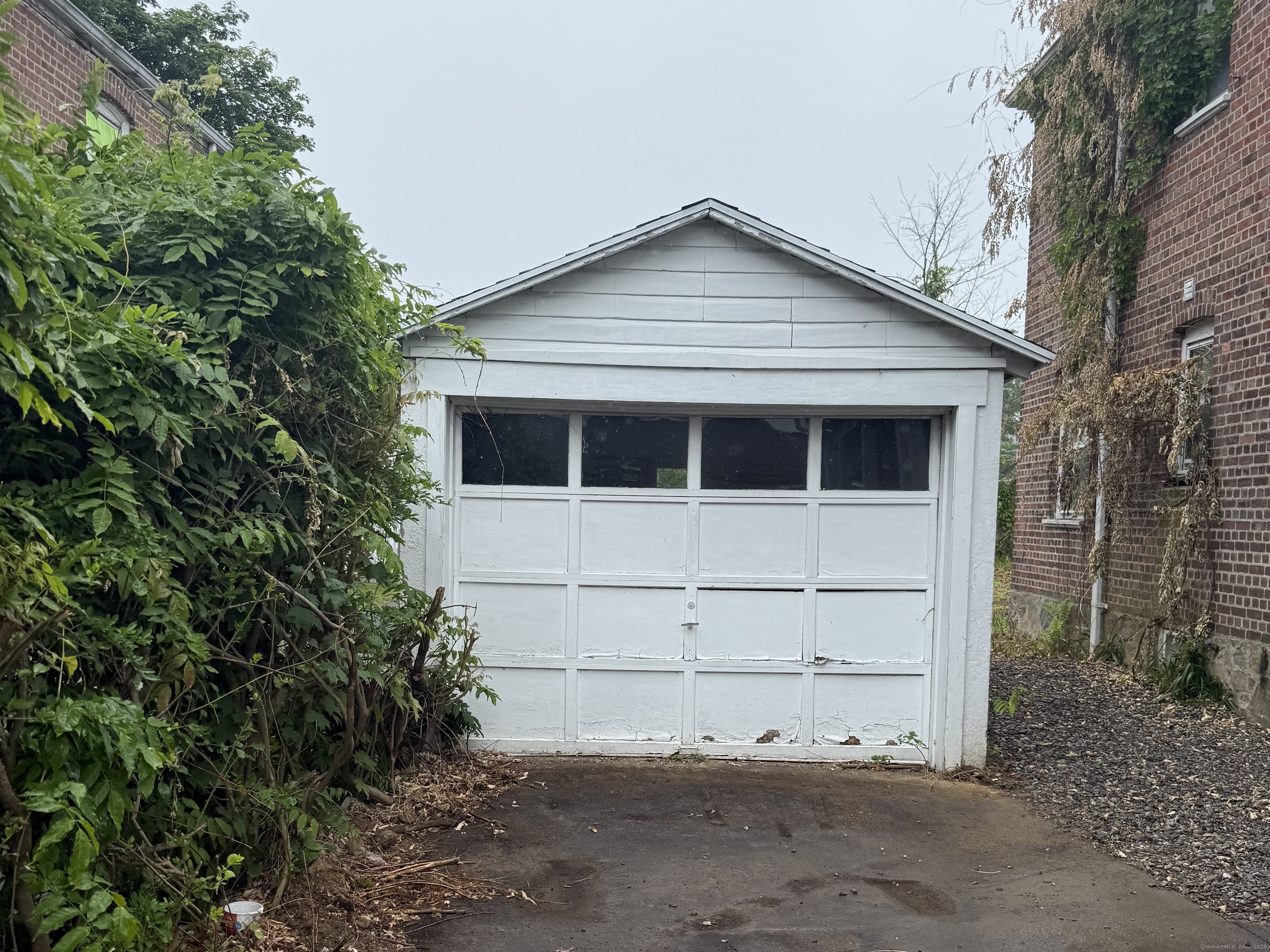 27 Longview Avenue