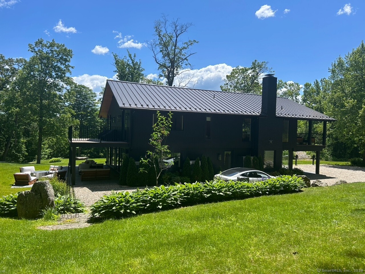 34 Old Roxbury Road