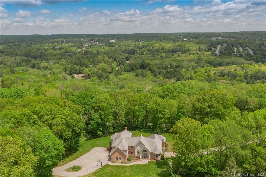 Colchester, Connecticut 06415, United States, 5 Bedrooms Bedrooms, ,4 BathroomsBathrooms,Residential,Active,226693