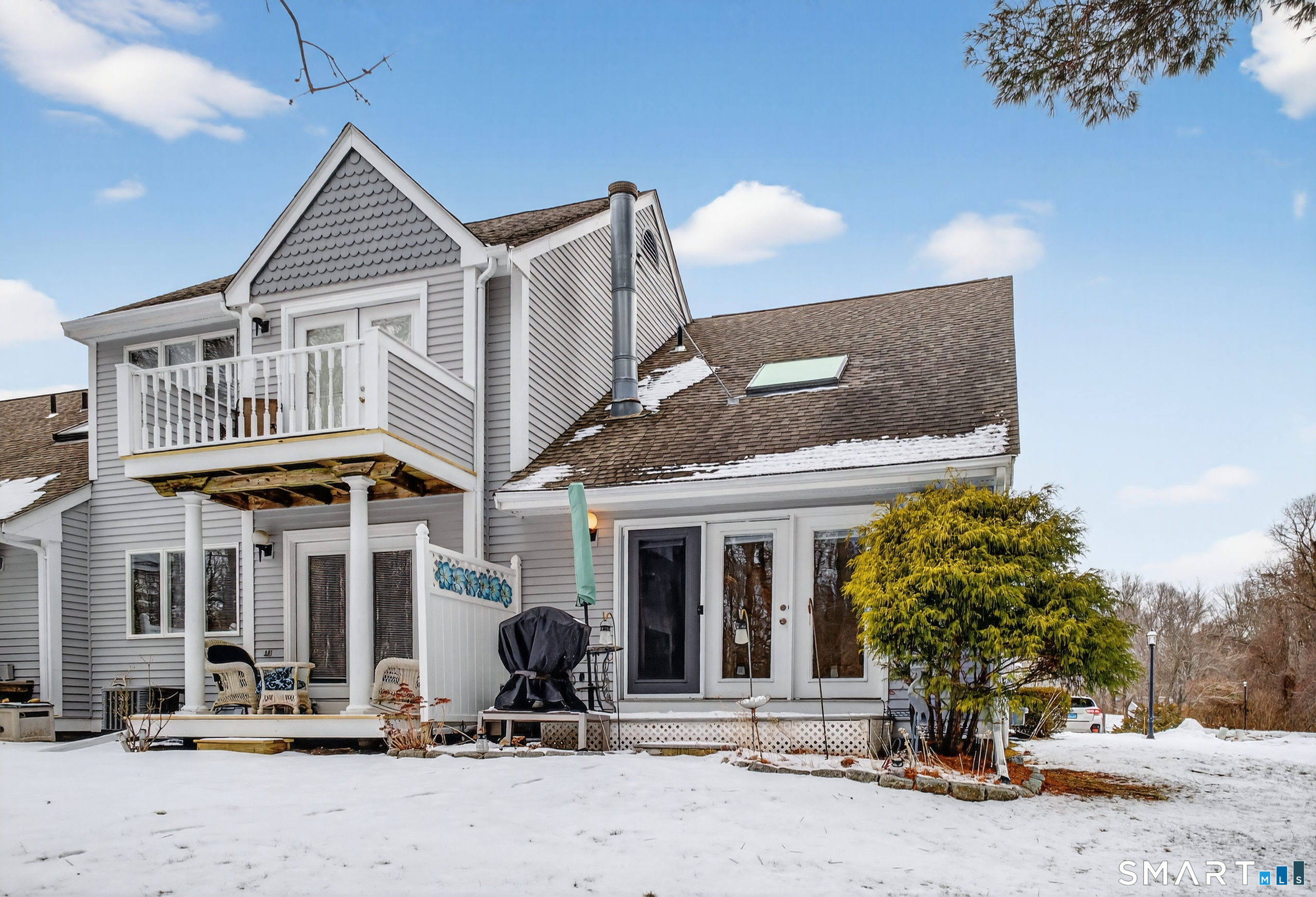 59 Old Post Road APT F1