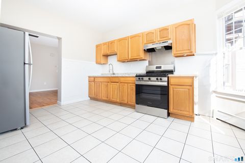 Tiny photo for 525 E Main Street #2nd floor LEFT, Bridgeport, CT 06608 (MLS # 24153322)